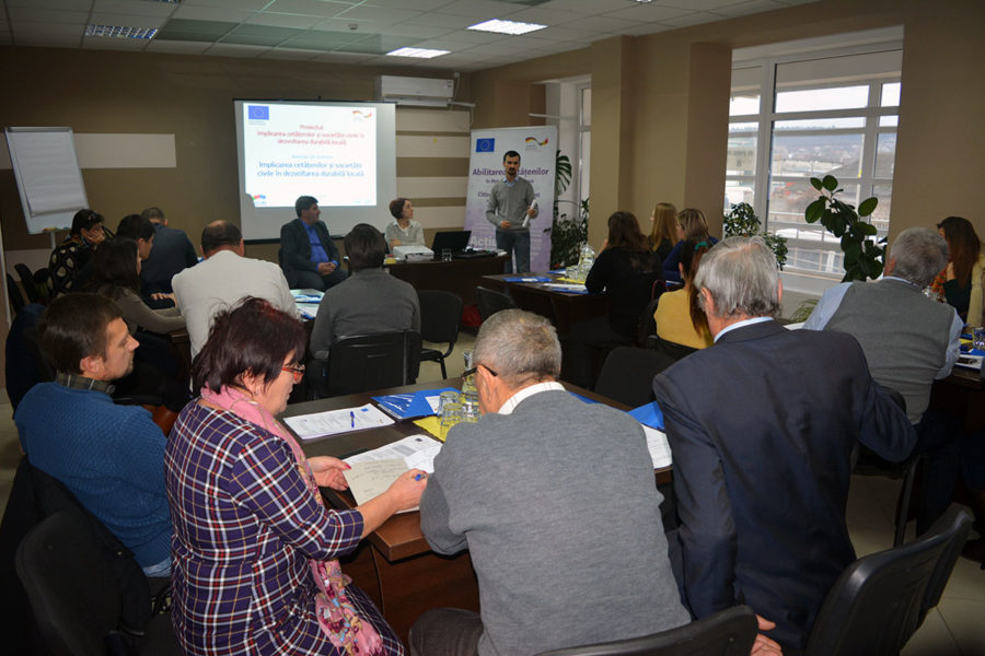 (Română) UE-GIZ // Reprezentanți APL instruiți despre rolul implicării cetățenilor și societății civile în dezvoltarea locală
