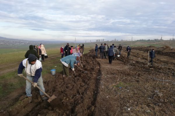 (Română) Participarea activă a cetățenilor din satul Cajba în gospodărirea eficientă a deșeurilor solide.